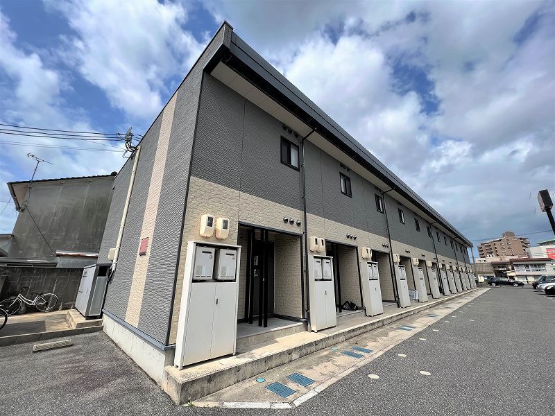 レオパレスアーバンコート 外観