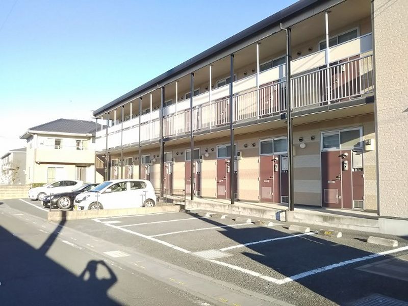 レオパレスニューハイツ　コスモ 駐車場