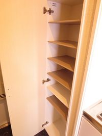 CLEINO Perleschloss IX 储物空间