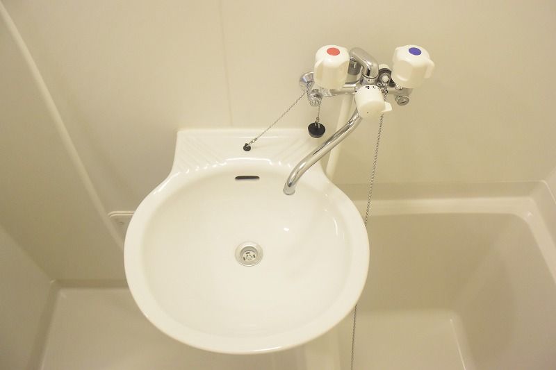レオパレスツーリーフ 洗面台