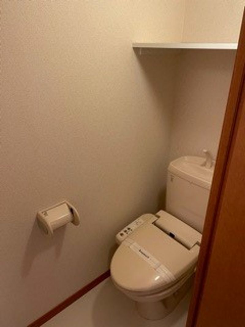 レオパレスシティバル トイレ