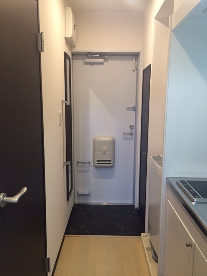 CLEINO POP Hanada Entrance