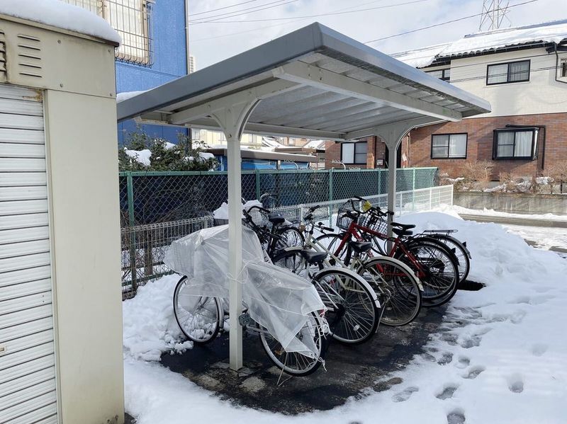 leopalace Grace Toyosaka Shared spaces