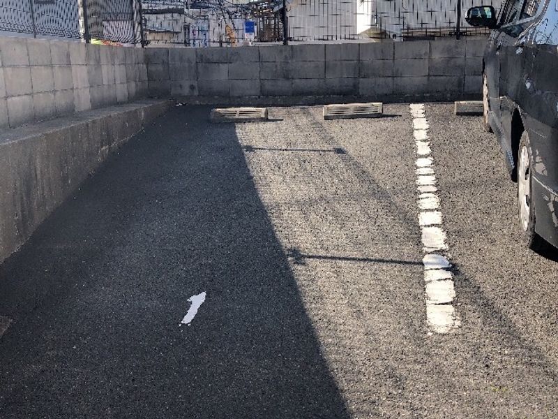 レオパレスＹＵＭＥＮＯ 駐車場