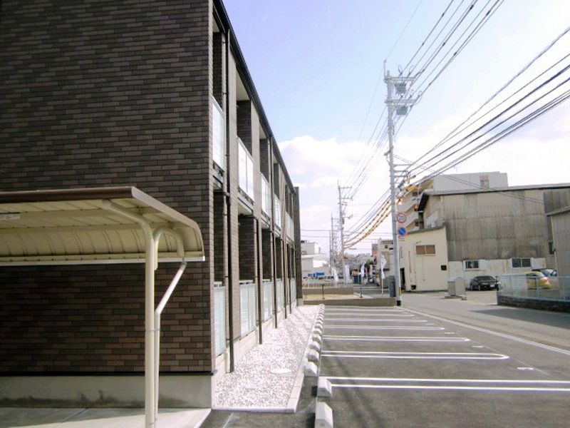レオネクストサンヴィラージュ 駐車場