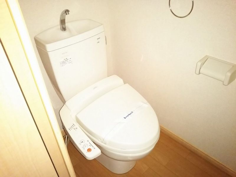 レオパレスヴェルヴェデーレ トイレ