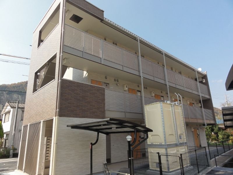 クレイノシャルマン中通 外観