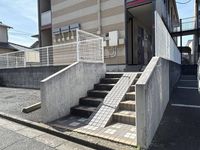レオパレスカサブランカ エントランス