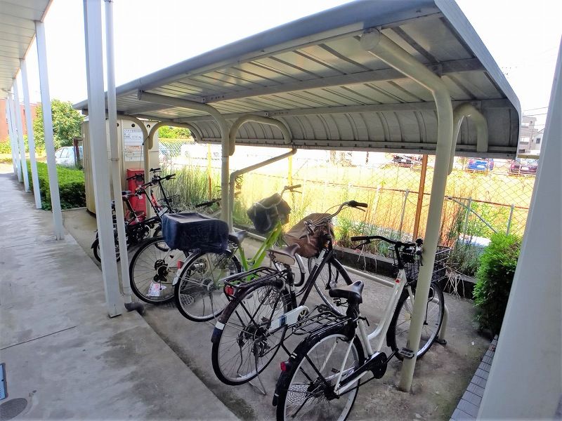 レオパレスさつき弐番館 共用部分