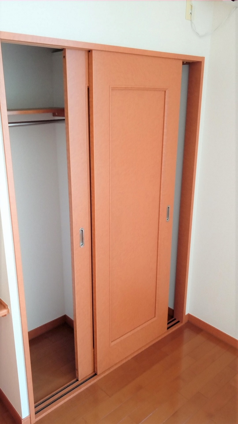 レオパレスＭＡＲＣＨ 収納