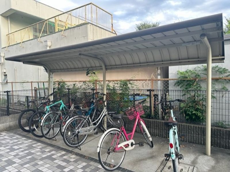 レオパレスフローリッシュ 共用部分