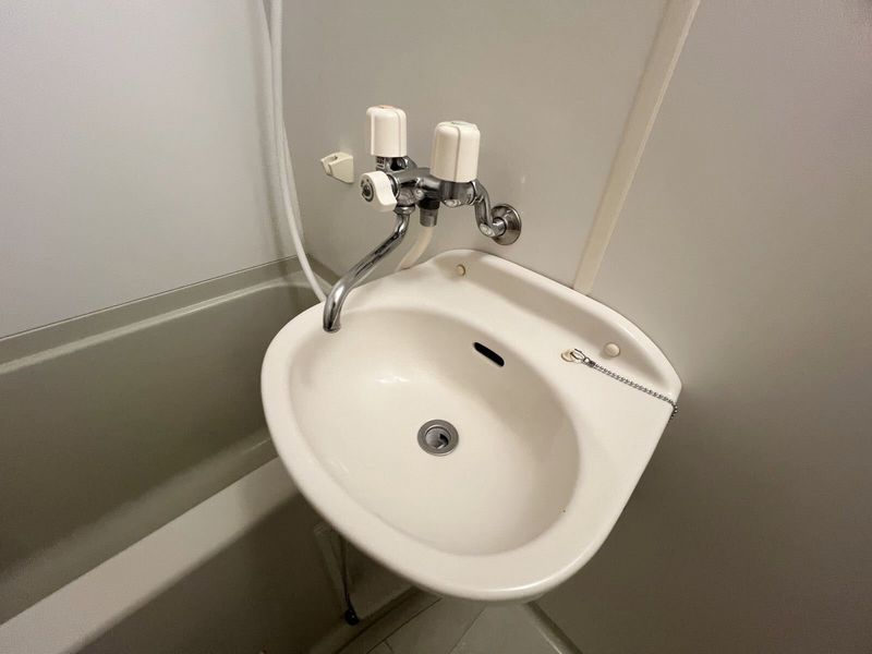 レオパレスプリティ葵 洗面台