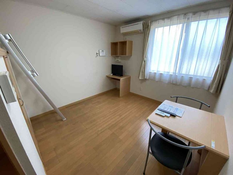 レオネクスト下代エスティⅡ 居間