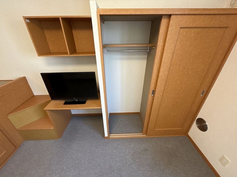 レオパレスエルドラド 収納