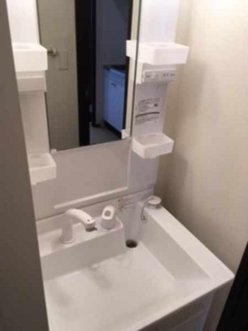 CLEINO Le Lien 세면실