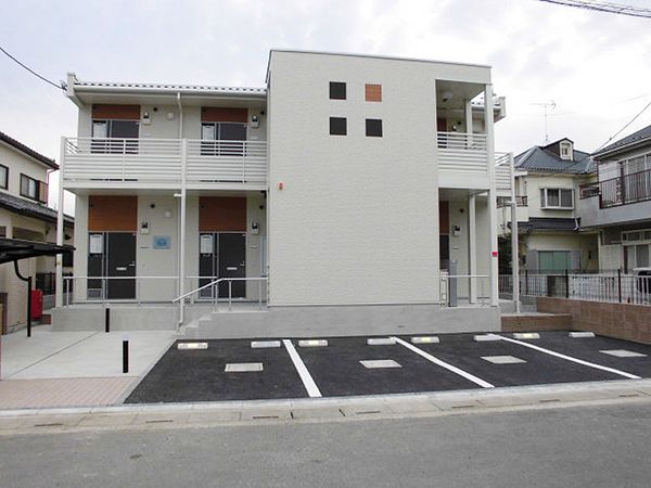 LEONEXT Hanabusa Nara III exterior