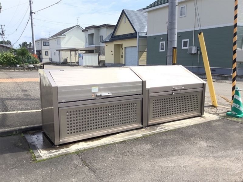 レオパレスフェルド　Ｍ 共用部分