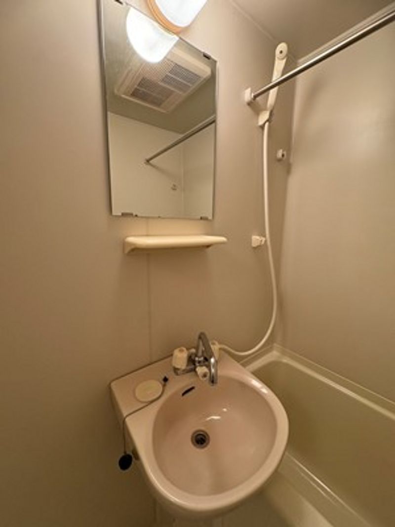 レオパレスストーンリバー 洗面台