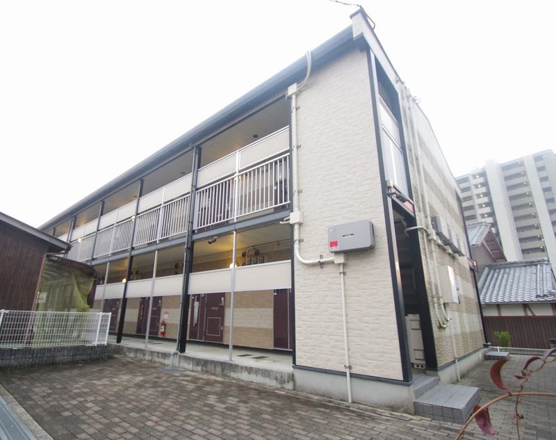 レオパレス瀬田橋本 外観