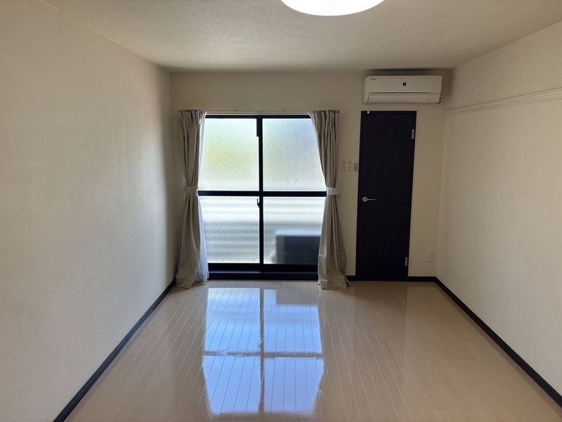 レオネクストサン　サプール 居間