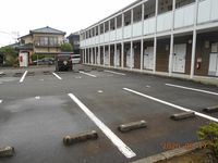 レオパレスドリーム 駐車場