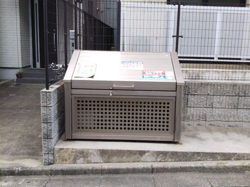 レオパレスルイ 共用部分