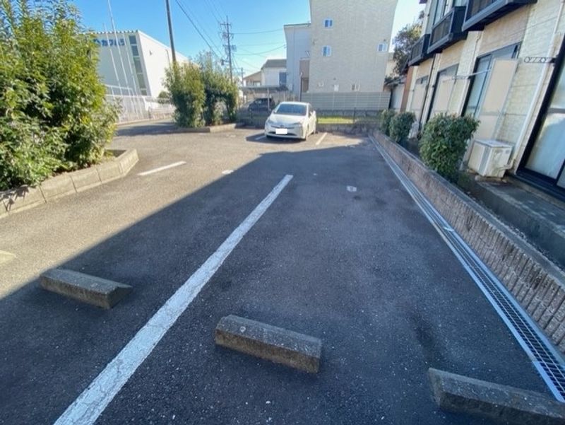 レオパレスＫＹ知光院 駐車場