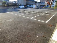 leopalace Sakura HILLS Parking lot