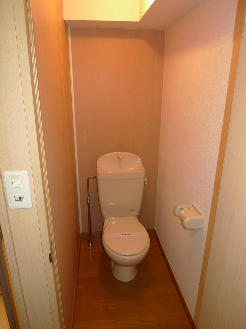 レオパレスほうれんそう１号館 トイレ