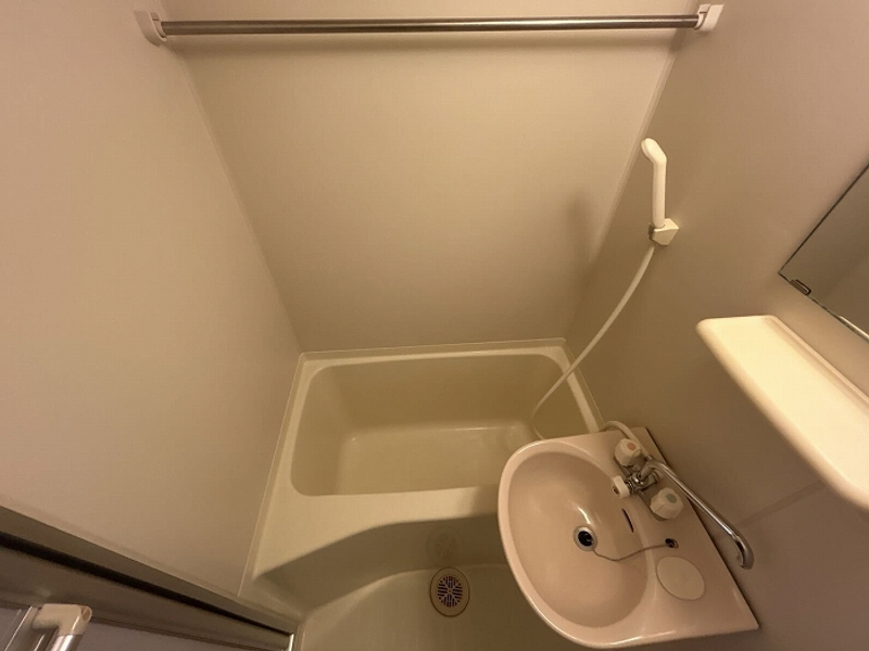 leopalace Crest Bathroom