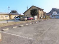 レオパレスファーストステージＦ 駐車場