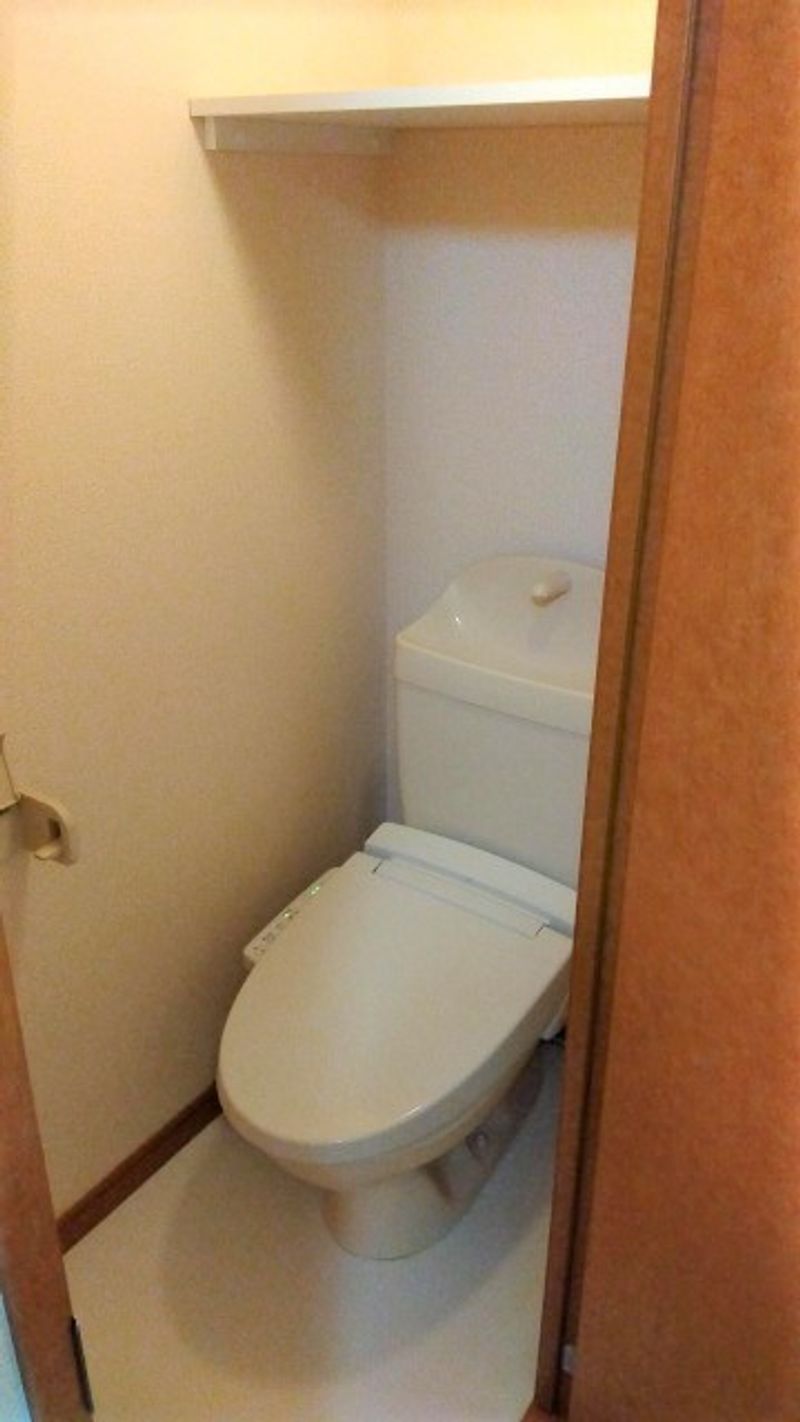 レオパレスあけぼの トイレ
