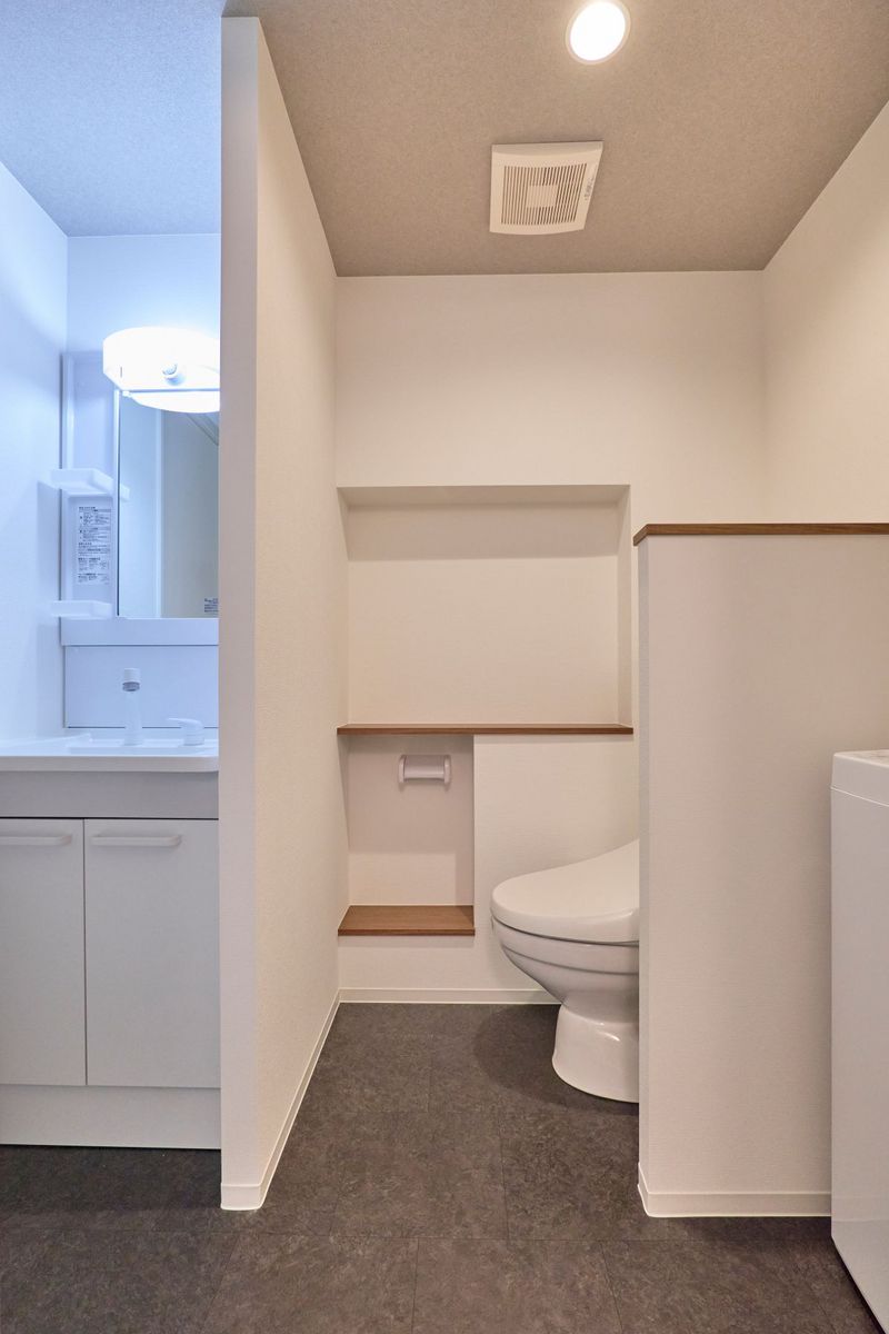 ArLk Sanwa Nhà vệ sinh