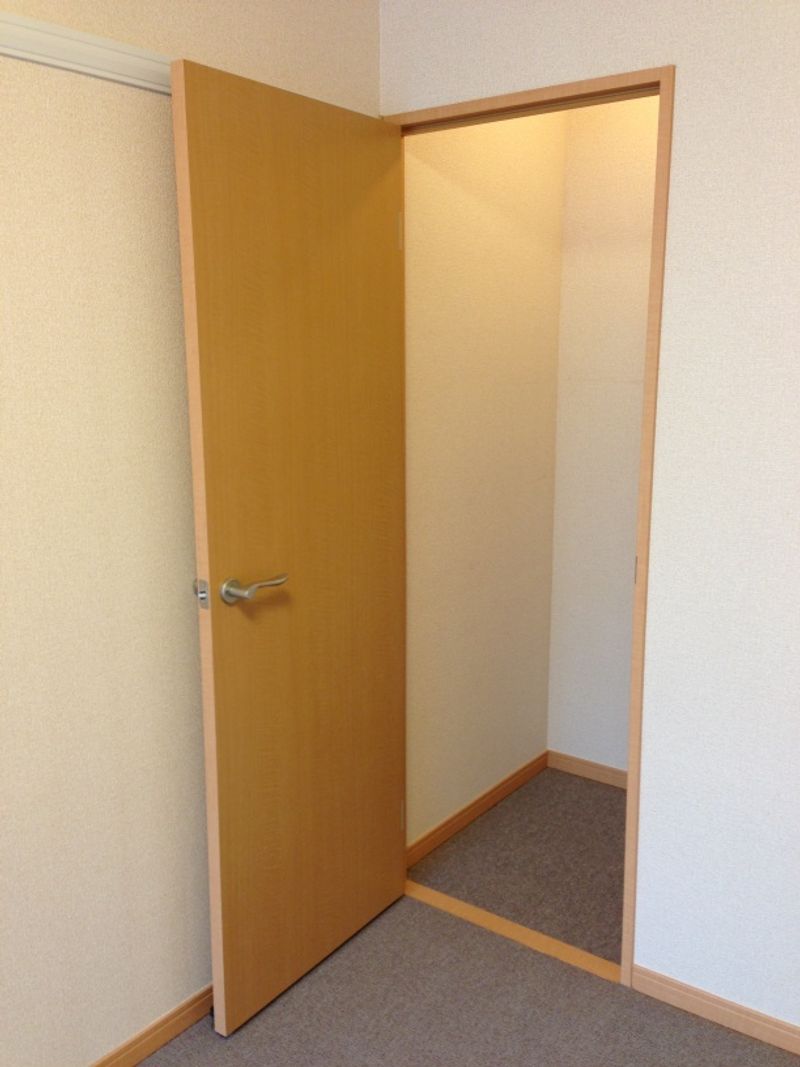レオパレスシーズ 収納