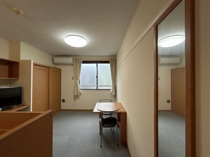 レオパレスエヴァンス 居間
