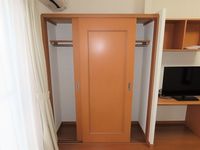 レオパレスサンズ 収納