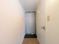 レオパレスレヴェルベールⅠ 玄関