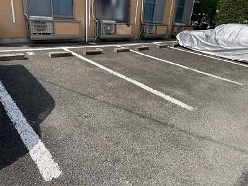 レオパレスサンハイムオオキ 駐車場