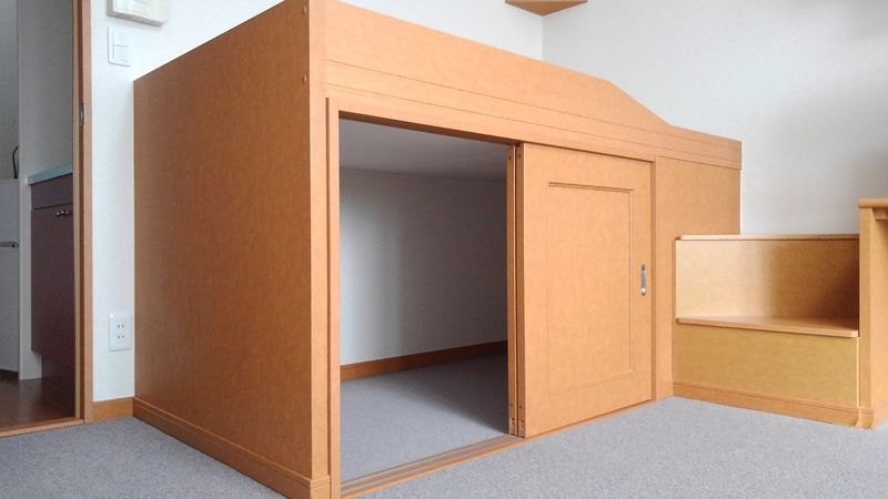 レオパレスビアリッツ 収納