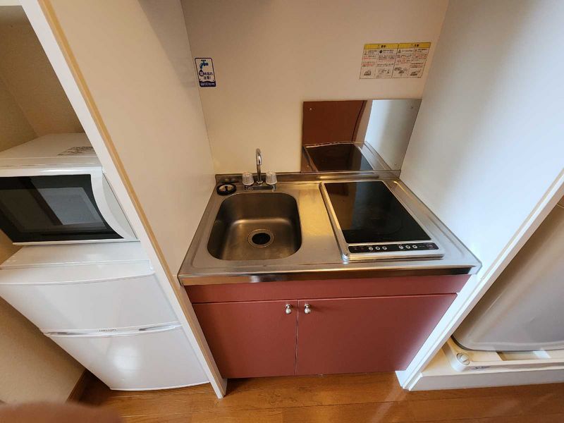 レオパレスラ　プランタン キッチン