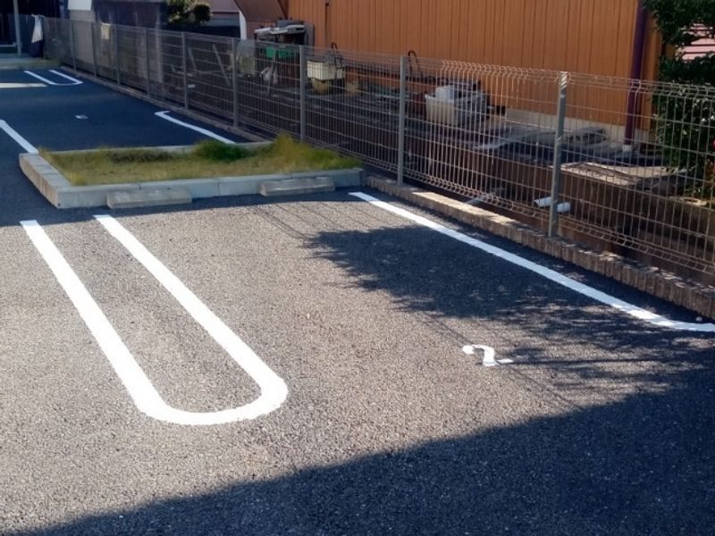 ミランダ三本木 駐車場