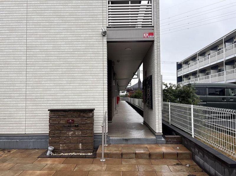 ミランダクレールコート新里 エントランス