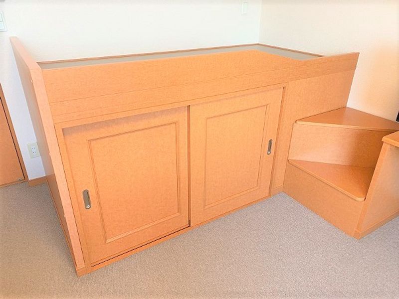 レオパレス石江 収納