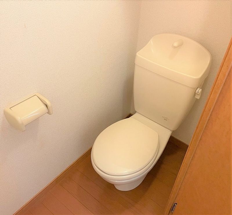 レオパレスエントピアホープ トイレ