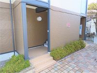 レオパレスエスポワールシャトー エントランス