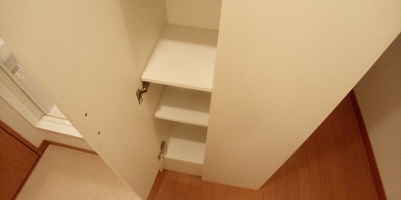 レオパレスニューフィール 収納