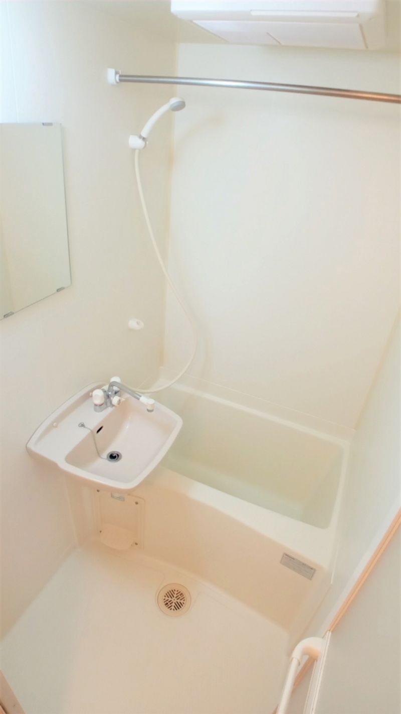 leopalace SERENA III Bathroom