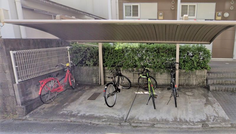 レオパレス向之芝 共用部分