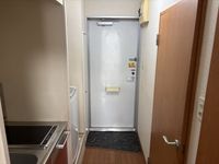 レオパレスアプリーレ 玄関