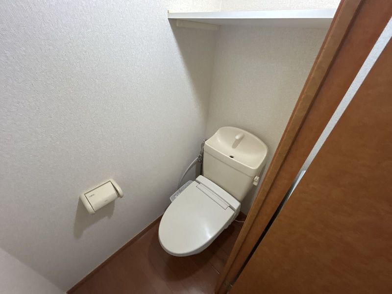 レオパレスシェルコート トイレ